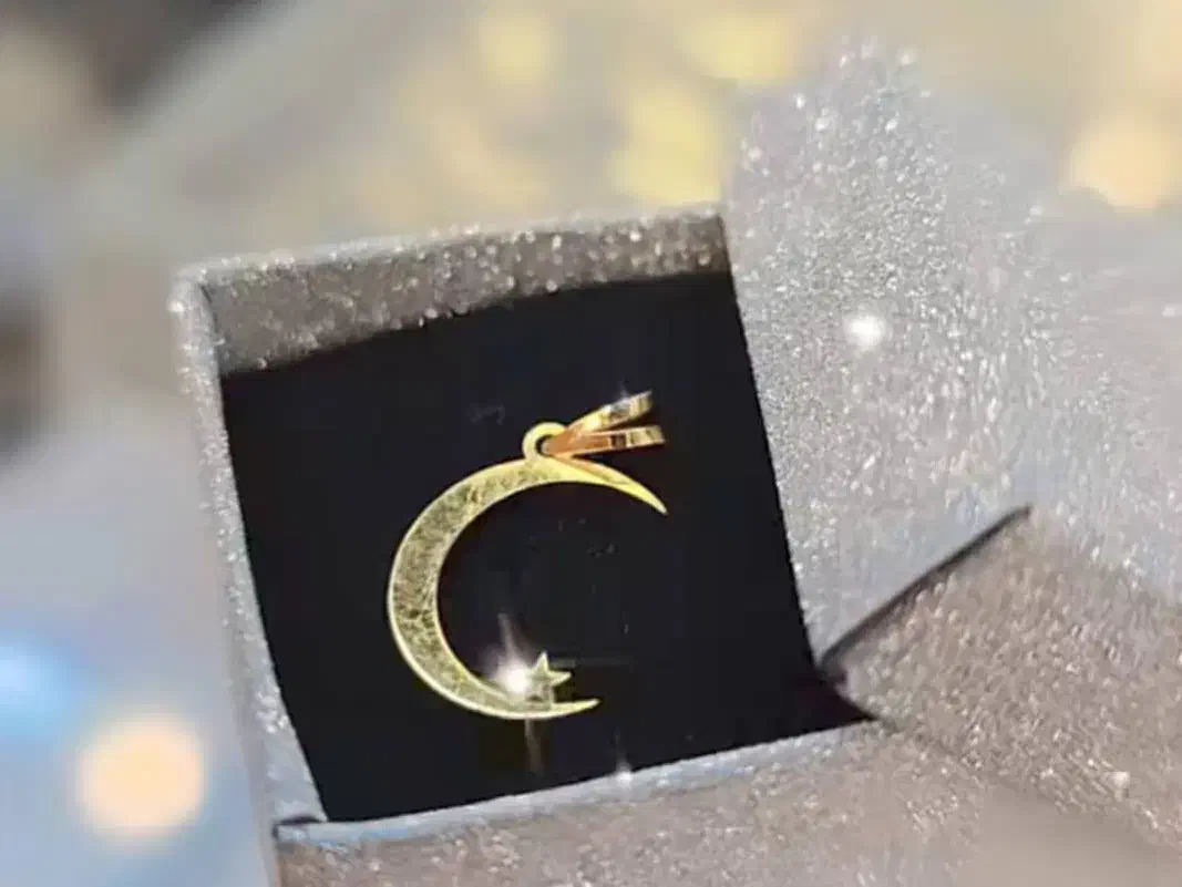 پلاک طلا|جواهرات|بروجرد, |دیوار