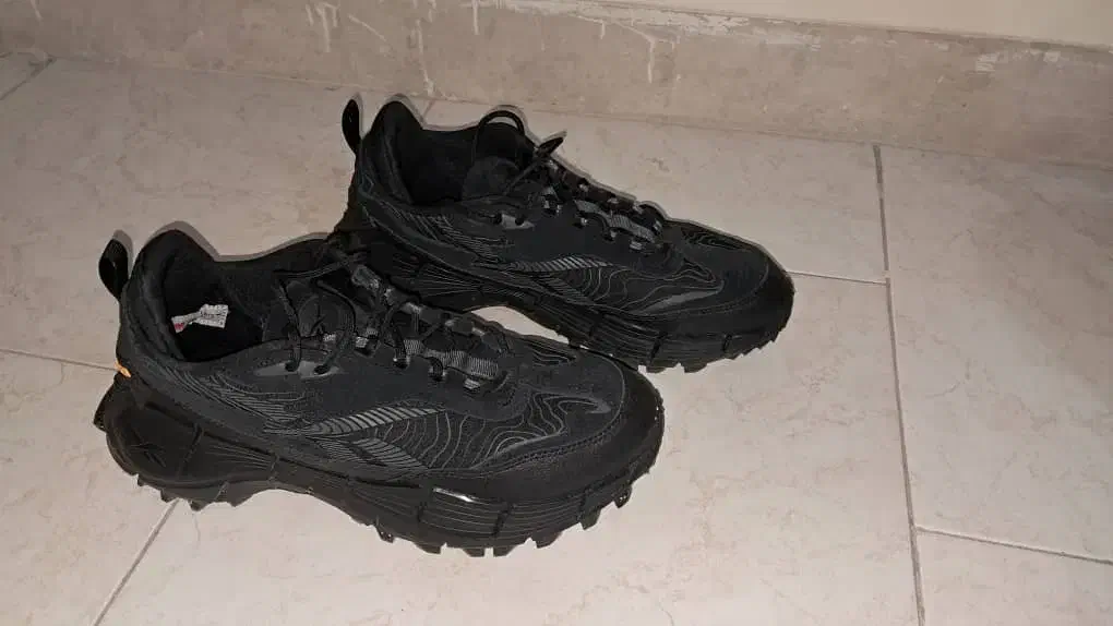 کفش ریباک اورجینال|کیف، کفش، کمربند|اندیشه, اندیشه فاز ۴|دیوار