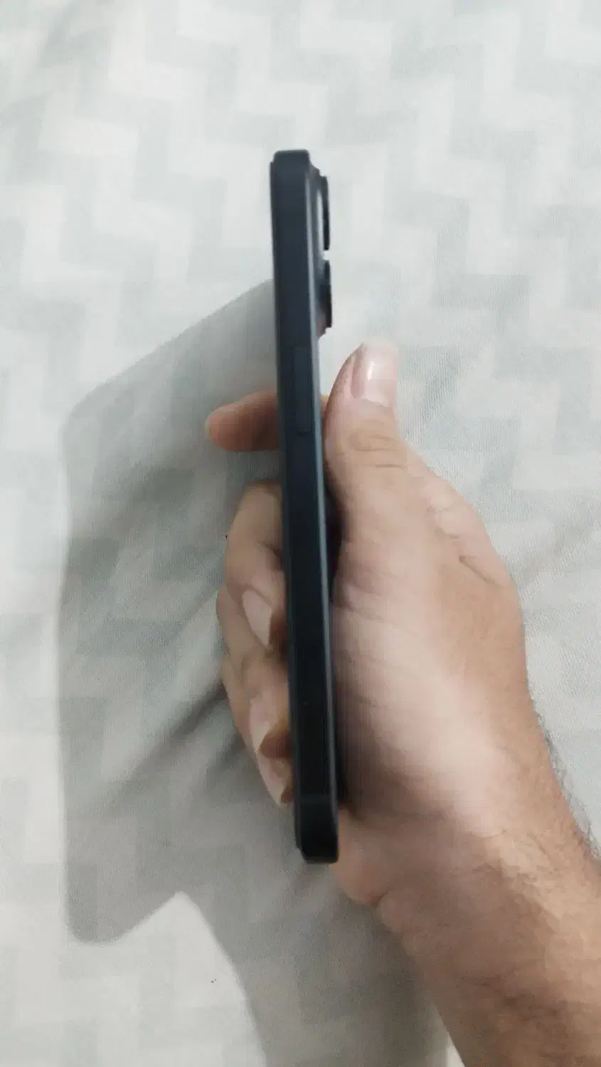 گوشی آیفون ۱۵|موبایل|بندرعباس, |دیوار