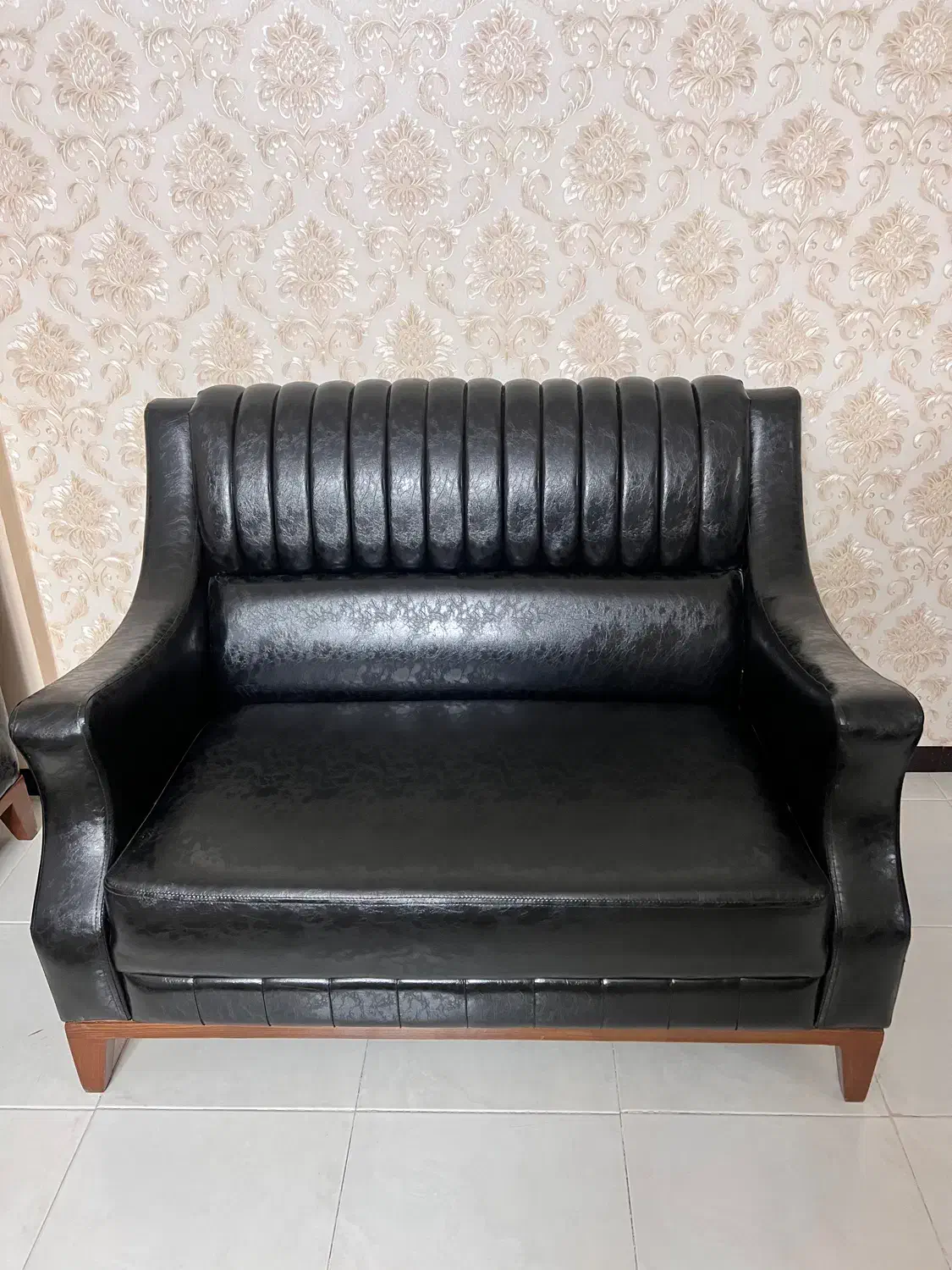 مبلمان چرم درجه یک|مبلمان خانگی و میز عسلی|قم, پردیسان|دیوار