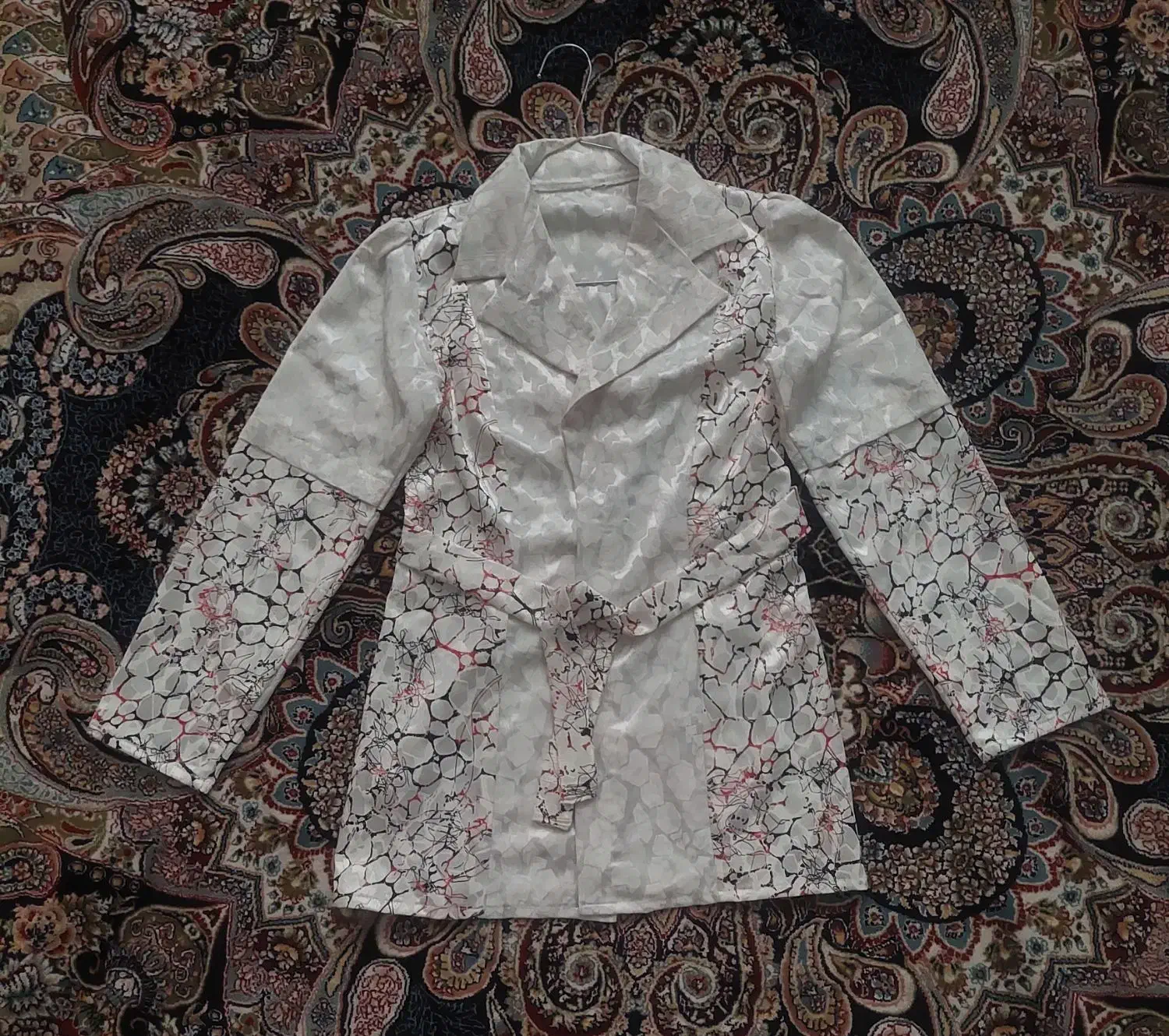 کت مجلسی|لباس|لنجان, |دیوار