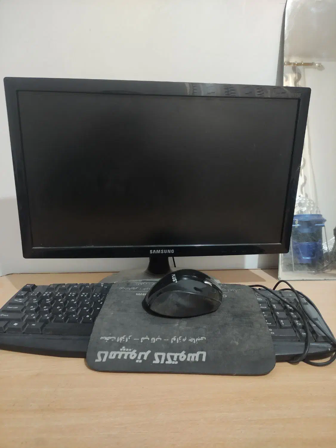 کامپیوتر به همراه کیس وکیبورد|رایانه رومیزی|طاغنکوه, |دیوار