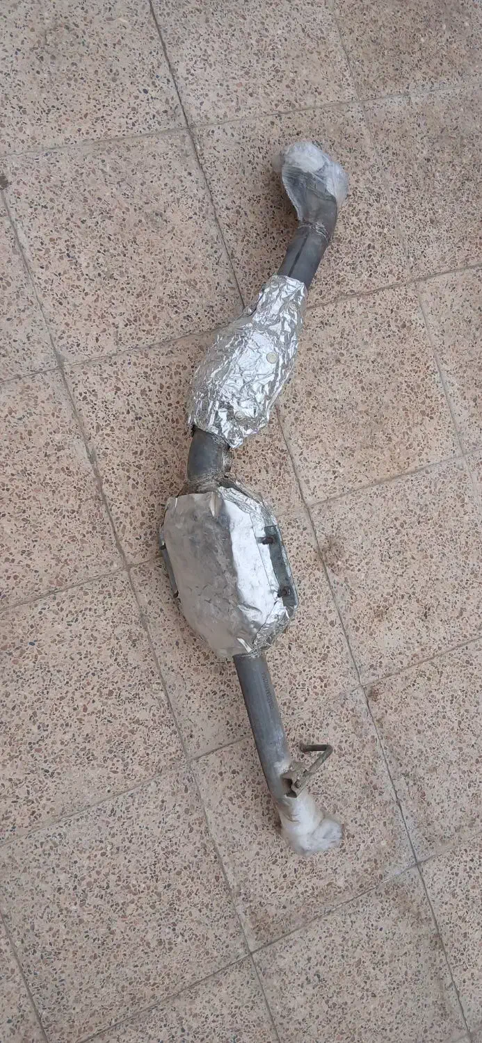 کاتالیزور اگزوز و گارد عقب نیسان|قطعات یدکی و لوازم جانبی|قم, ولیعصر|دیوار