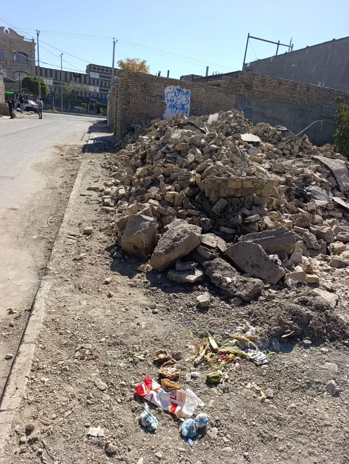 زمین حاشیه 12در 23باامتیاز کامل در بهترین موقعیت|فروش زمین و ملک کلنگی|چناران, |دیوار