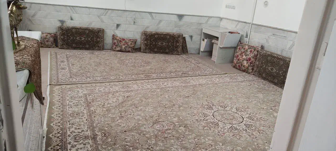 خانه فروشی|فروش خانه و ویلا|قم, منبع آب|دیوار