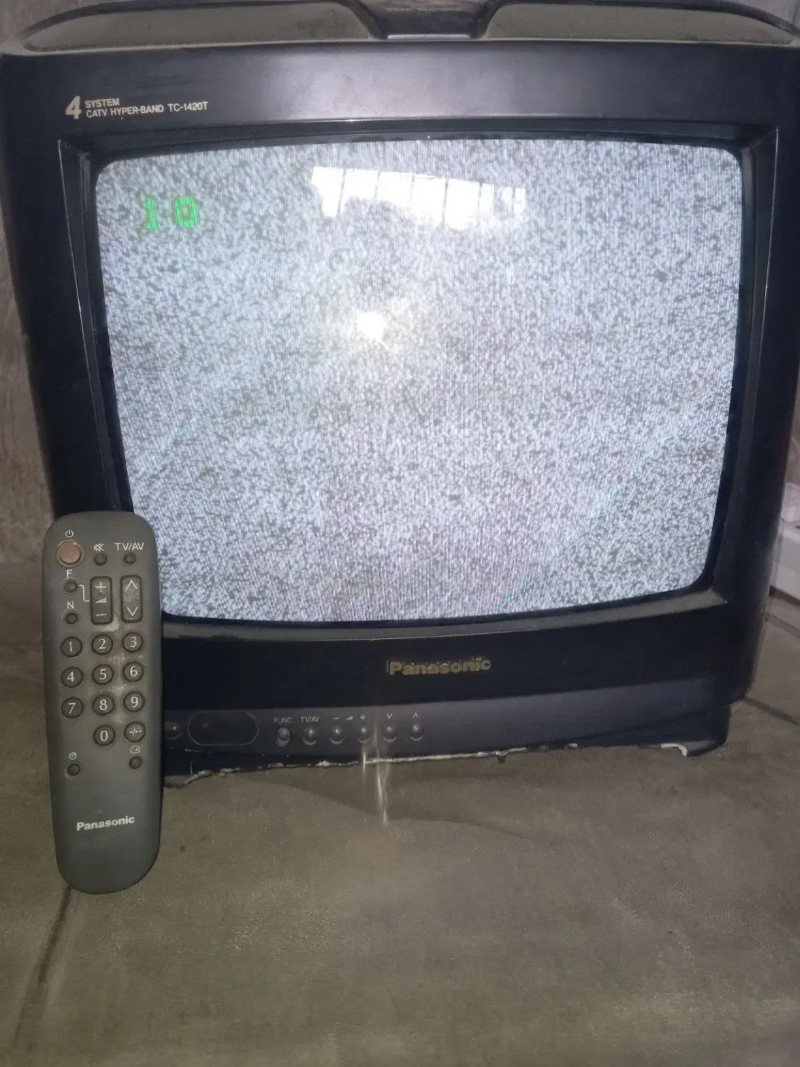 تلویزیون پاناسونیک ۱۴|تلویزیون و پروژکتور|همدان, |دیوار