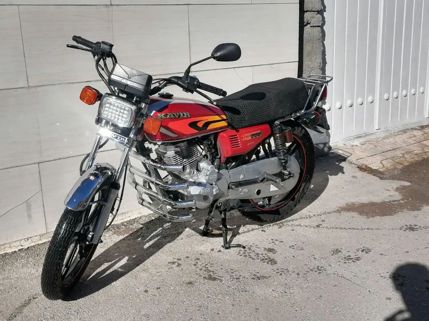 کویر 200 عروسک مدل 1400|موتورسیکلت|اقبالیه, |دیوار