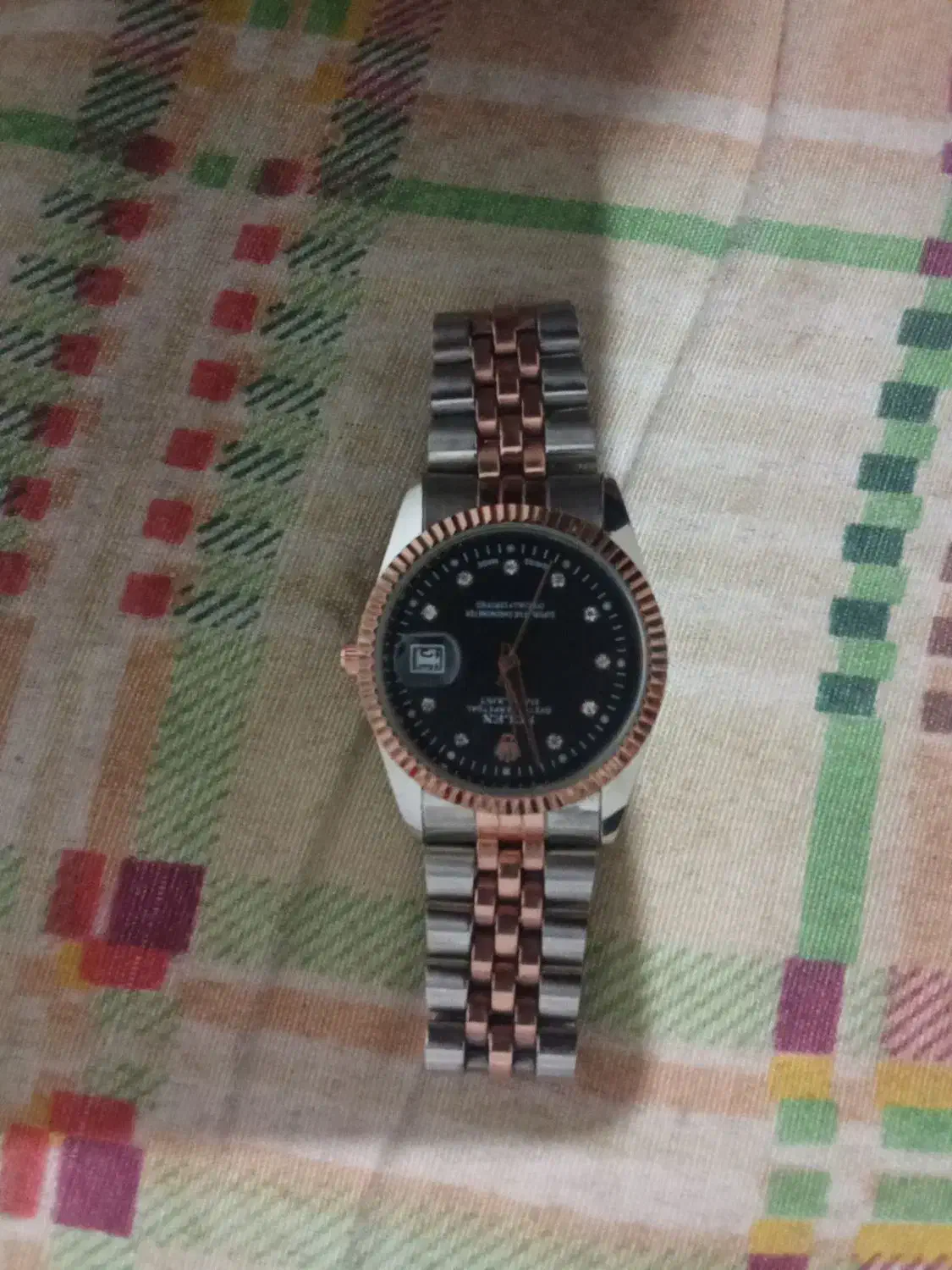 یک عدد ساعت|ساعت|کوهدشت, |دیوار