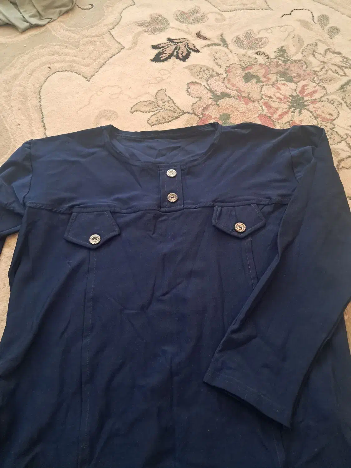 بلیز و دامن زنانه یاشاید دخترانه|لباس|قم, مسجد امام حسن|دیوار