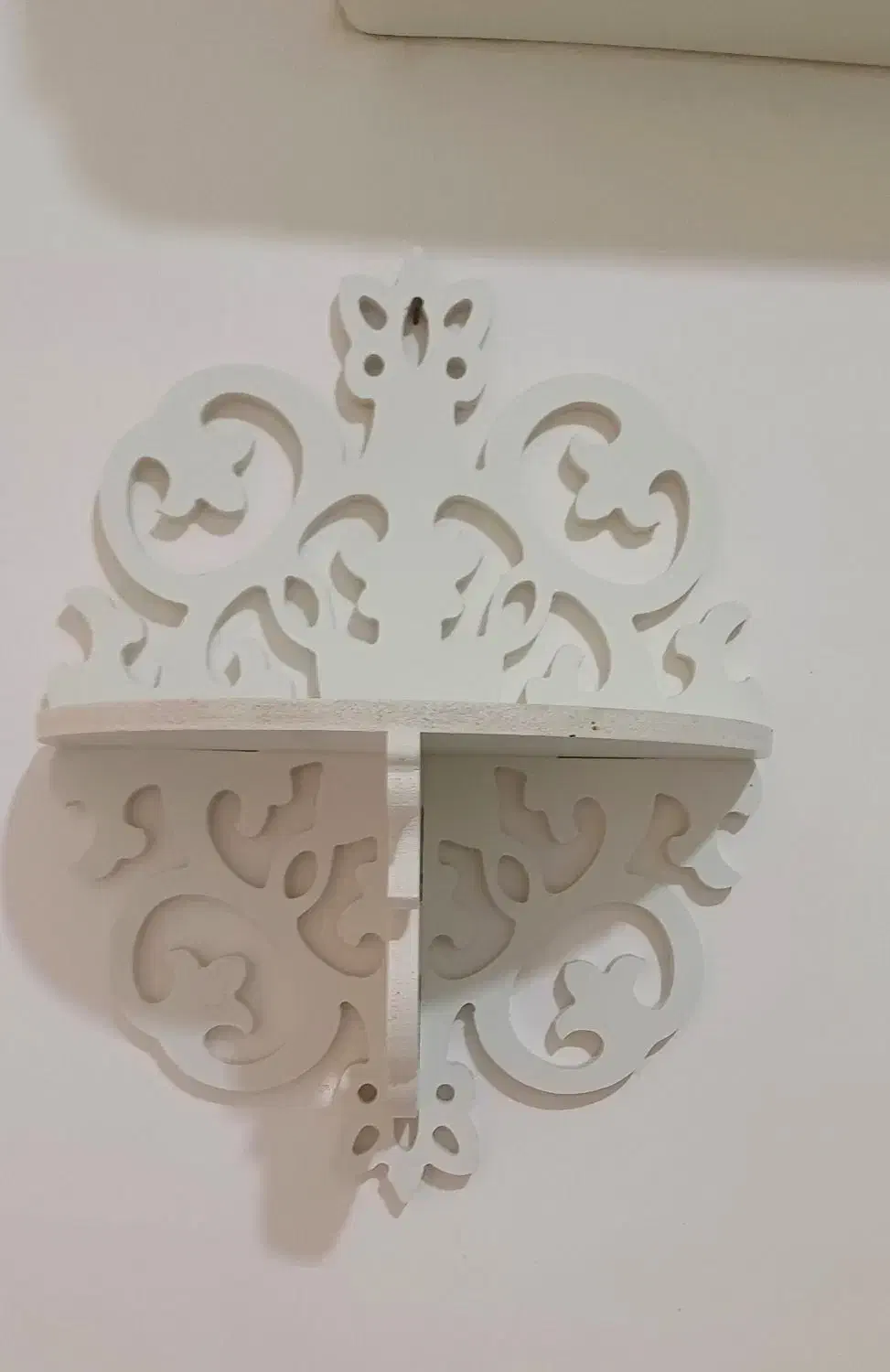 شلف و گل تزئینی|کتابخانه، شلف، قفسههای دیواری|بوشهر, |دیوار