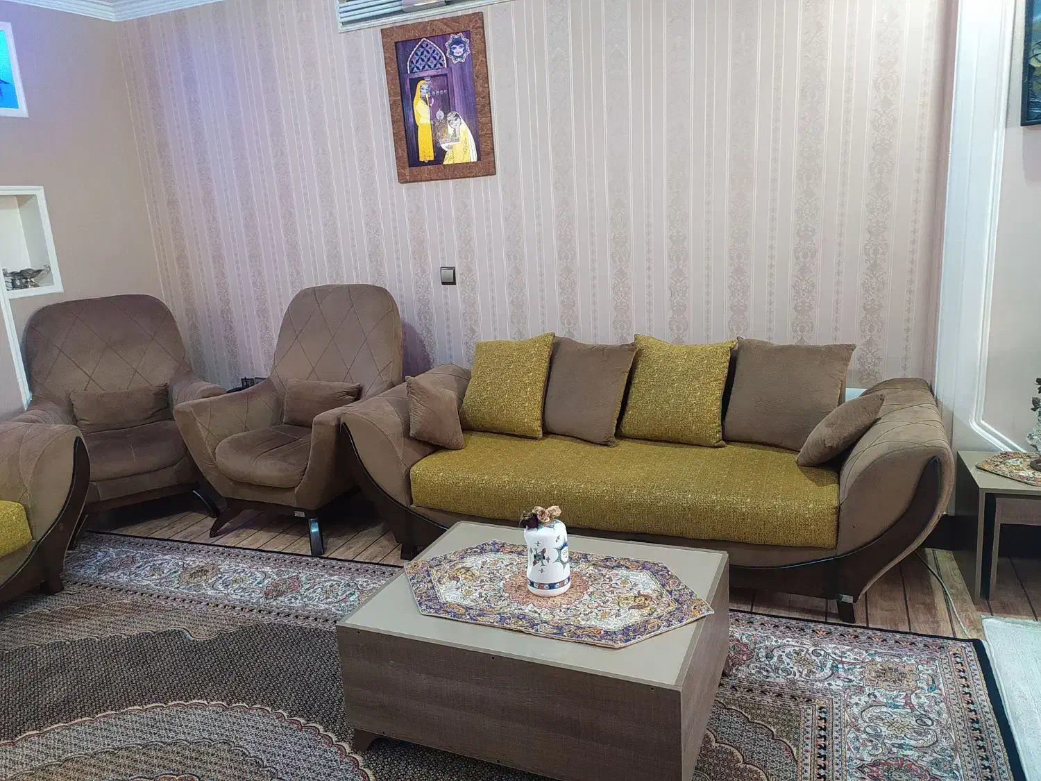 مبل راحتی 7نفره تمیز|مبلمان خانگی و میز عسلی|رباط‌کریم, رباط‌کریم|دیوار