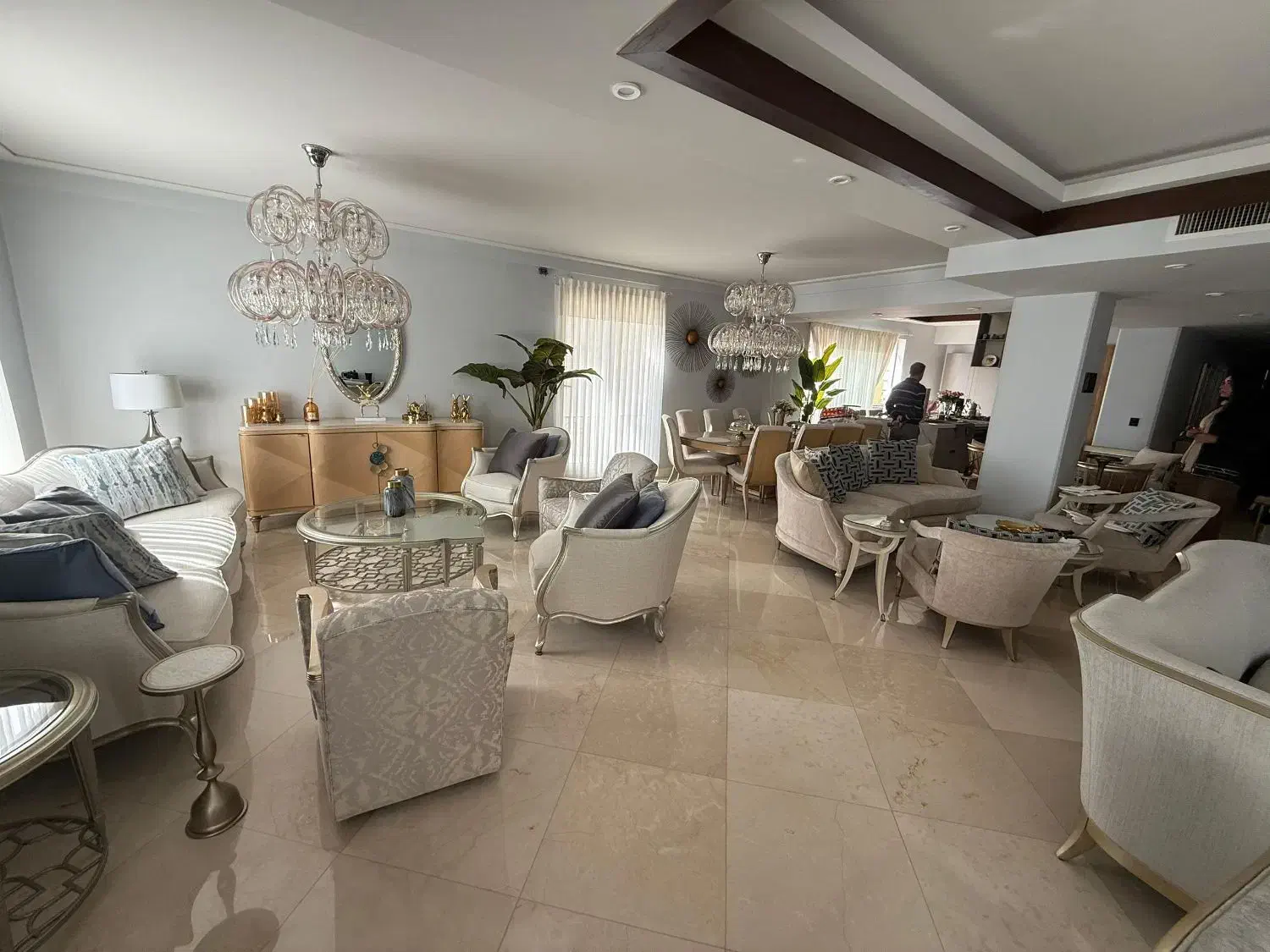 ۲۲۰ متر برج باغ /طبقه‌ ۱۴ /۲۵ متر تراس چیدمانی|اجارهٔ آپارتمان|تهران, ولنجک|دیوار