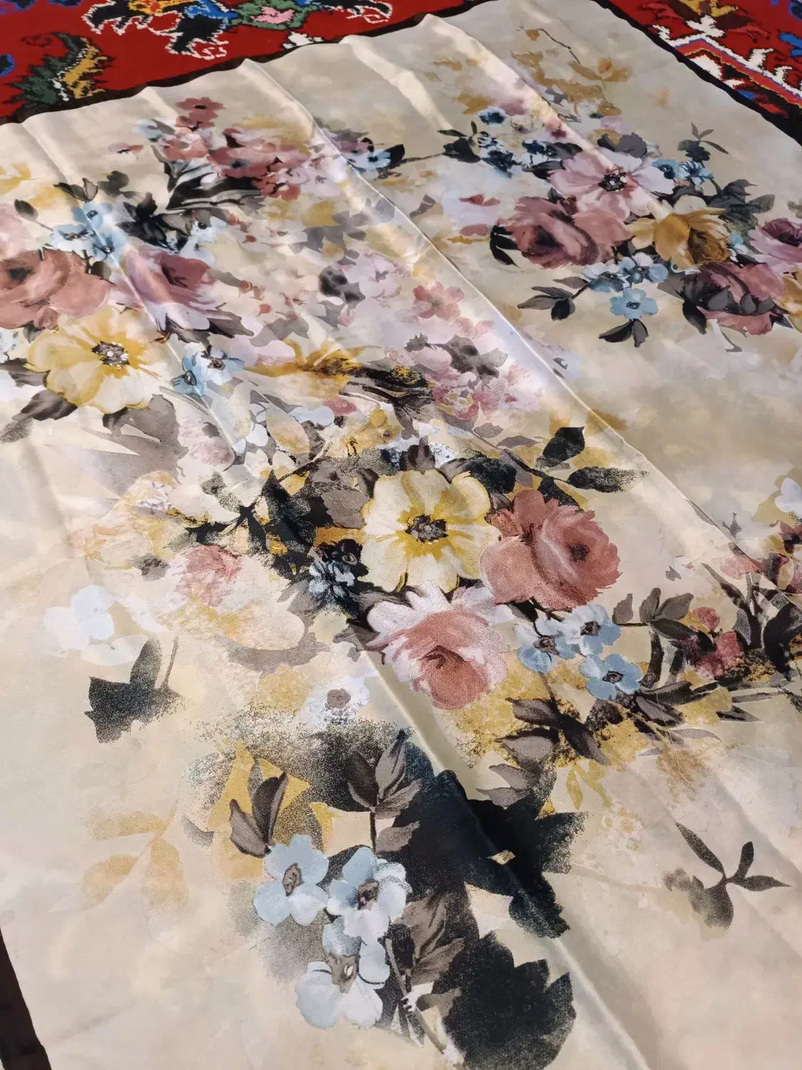 روسری ابریشم مجلسی|لباس|تبریز, |دیوار