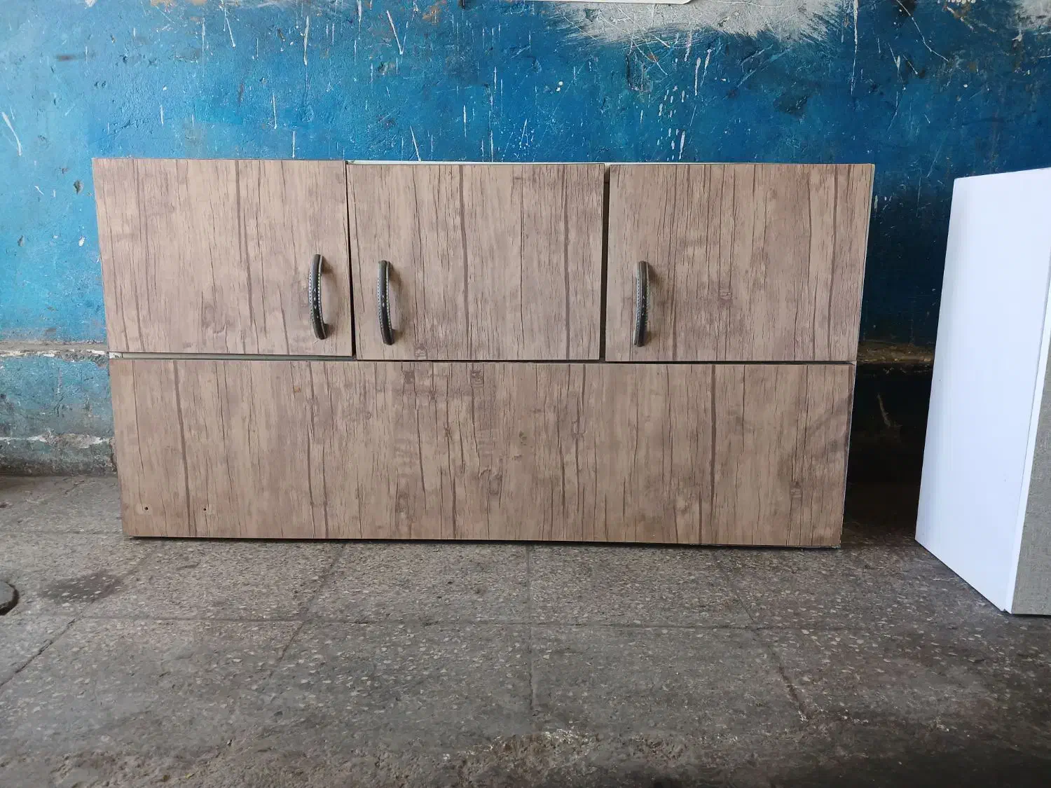 ابچکان|آبچکان و نظمدهنده ظروف|قیدار, |دیوار