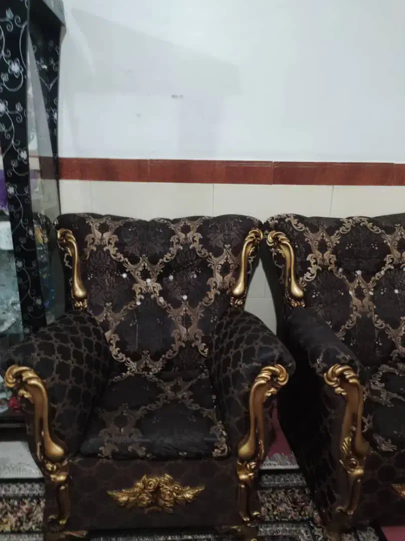 مبل|مبلمان خانگی و میز عسلی|قلعه نو, |دیوار