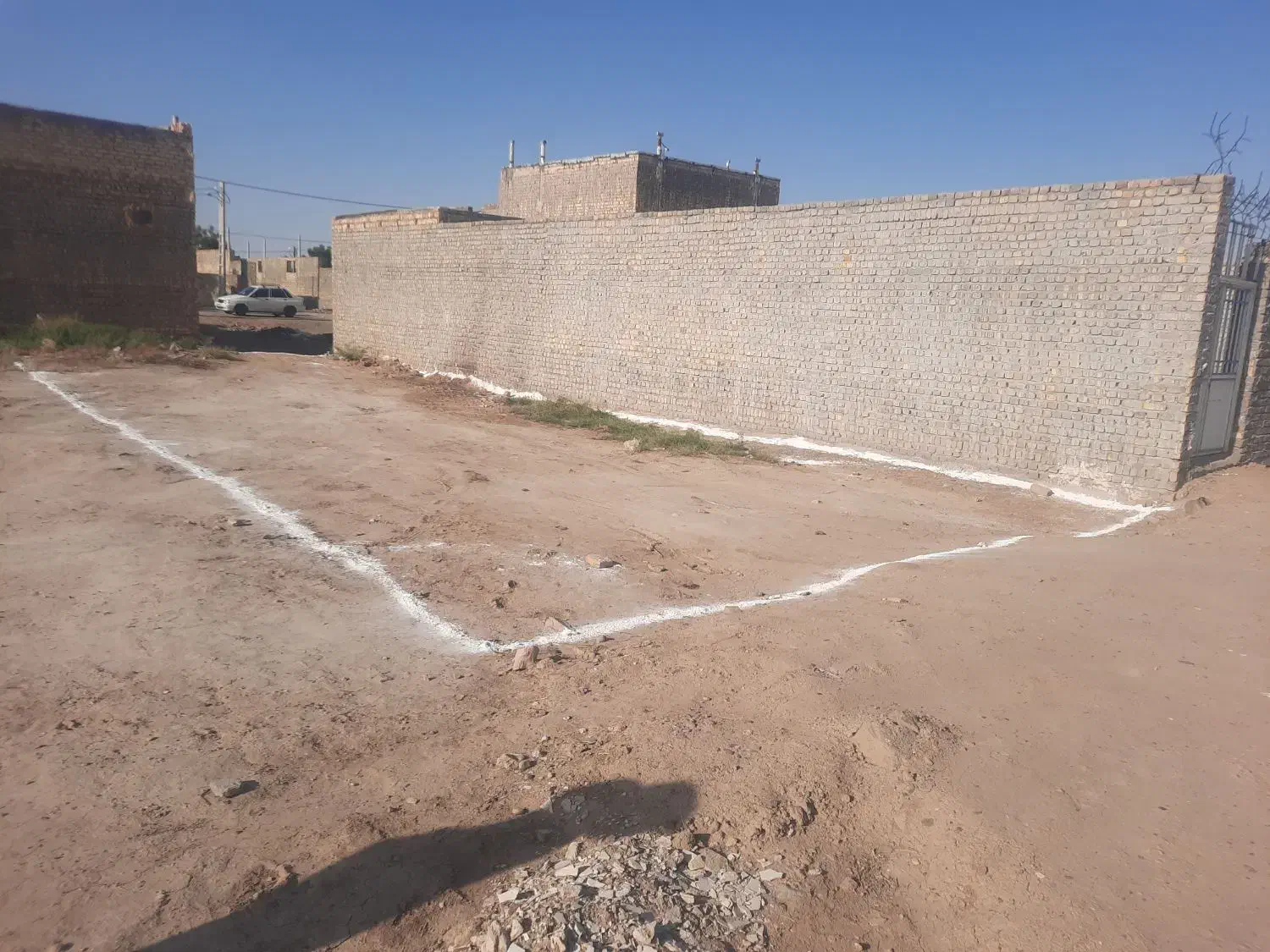 زمین مسکونی واقع در قنوات ابتدای روستای نواران|فروش زمین و ملک کلنگی|قنوات, |دیوار