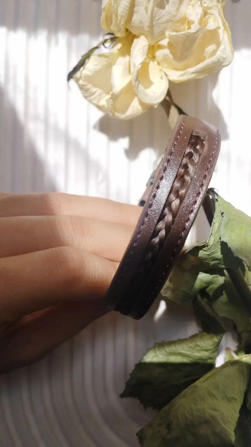 دستبند چرم موی یار|جواهرات|قم, چهل درخت‎|دیوار