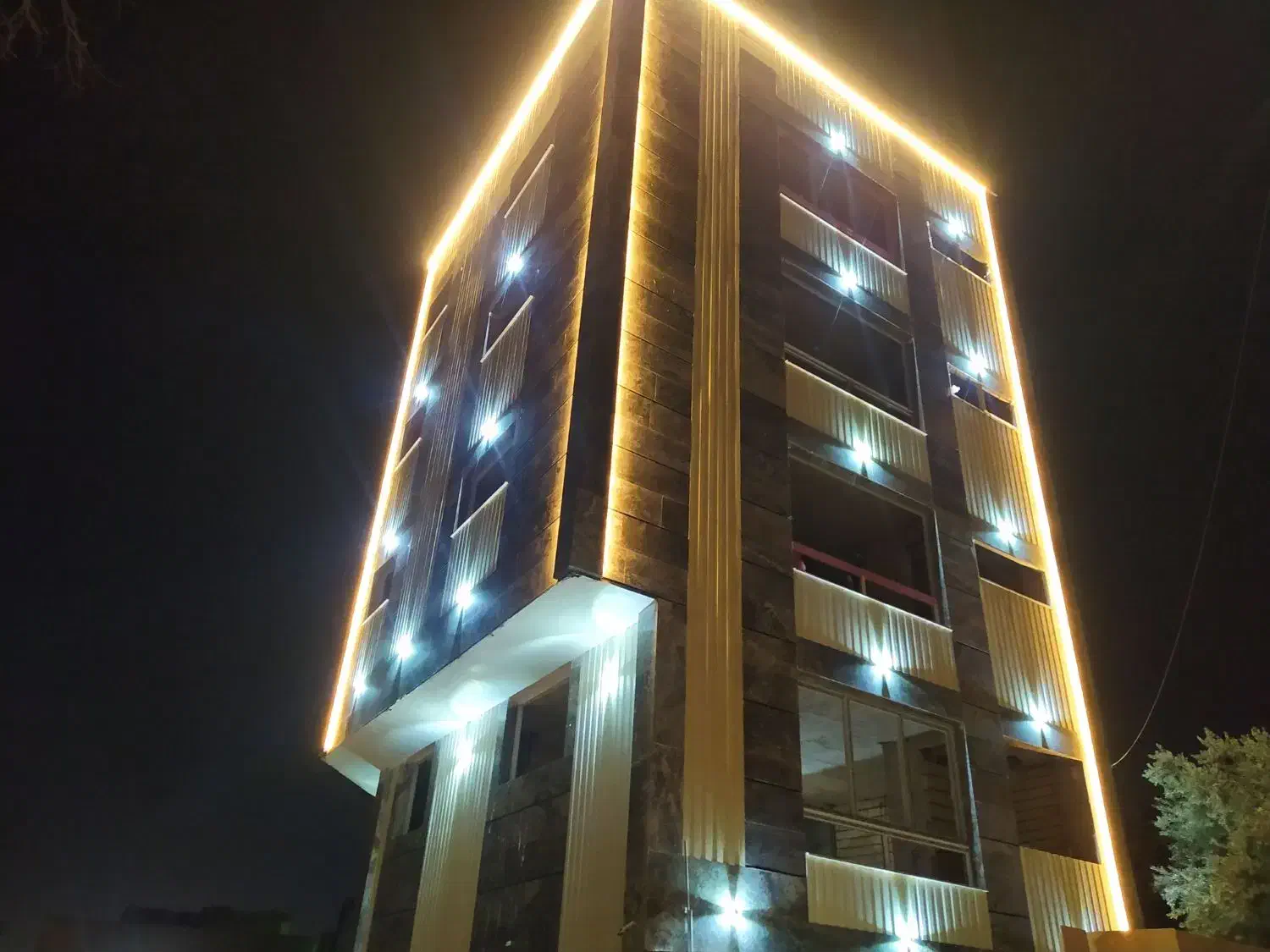 کاشیکار سنگ کار استخر جکووزی ساخت ساز باغ|خدمات پیشه و مهارت|خمینیشهر, |دیوار