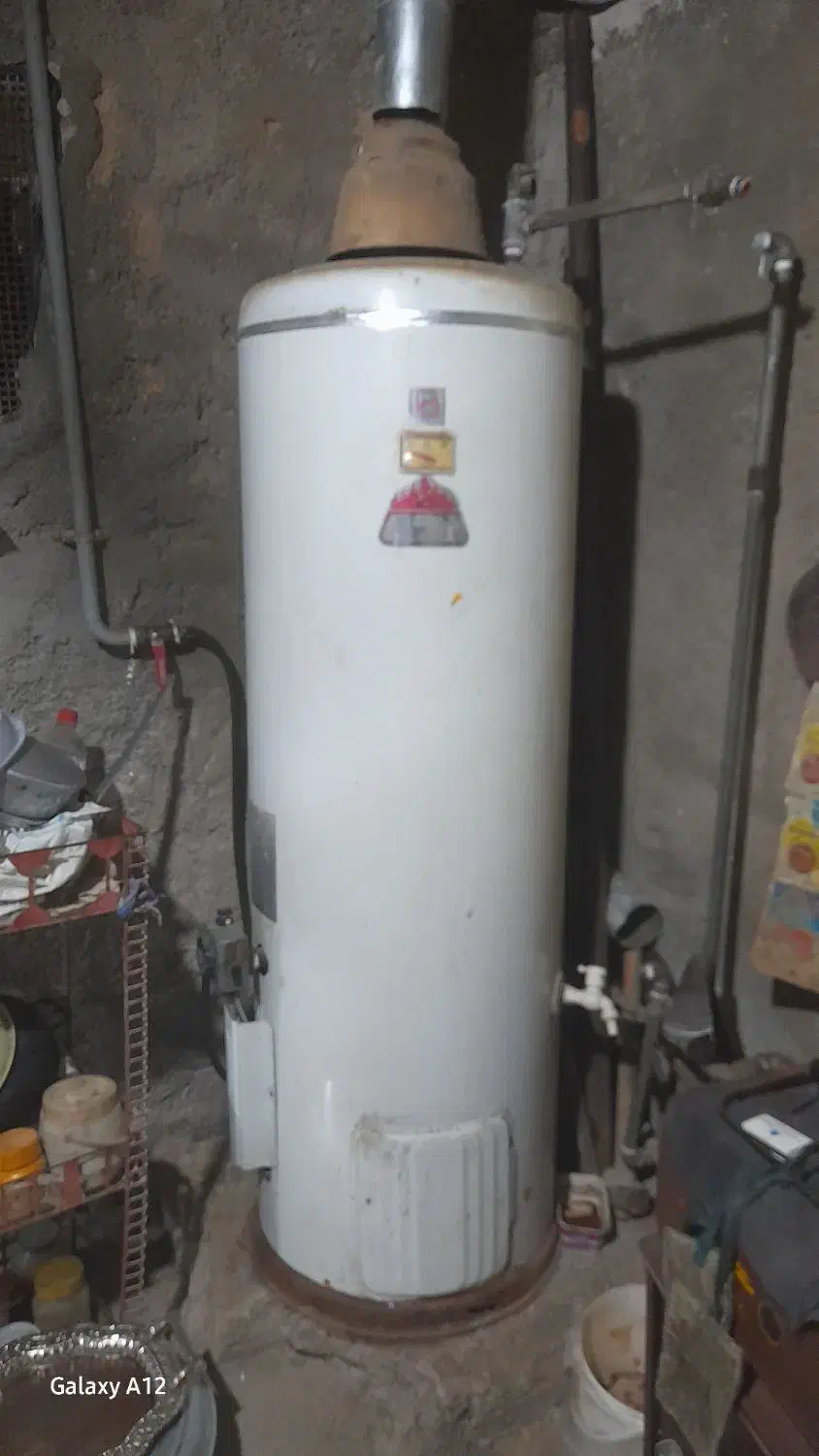 فروش آبگرمکن ایستاده، قیمت توافقی|آبگرمکن، پکیج، شوفاژ|فیروزآباد (فارس), |دیوار
