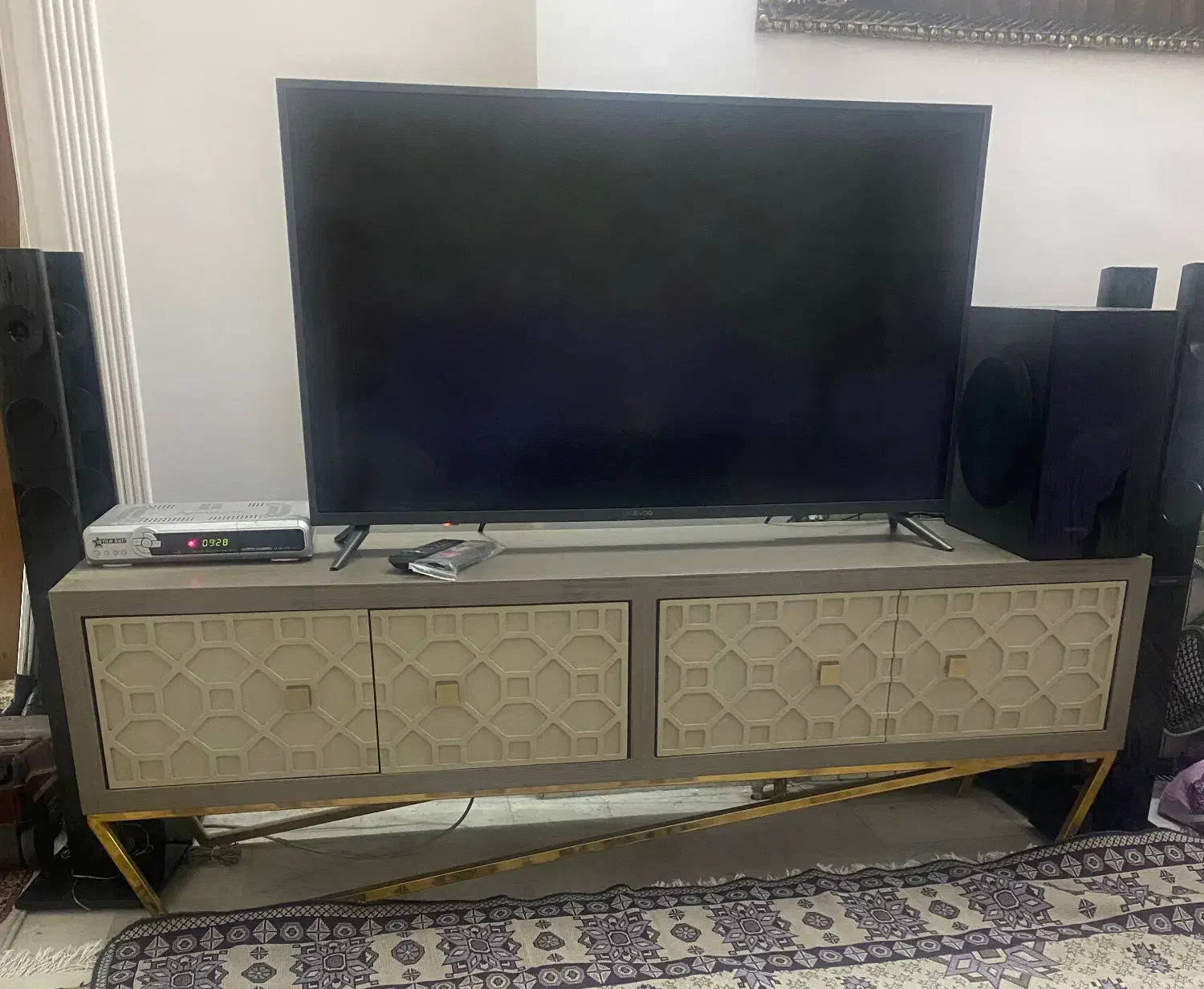 میز تی وی|میز تلویزیون|مشهد, آبکوه|دیوار