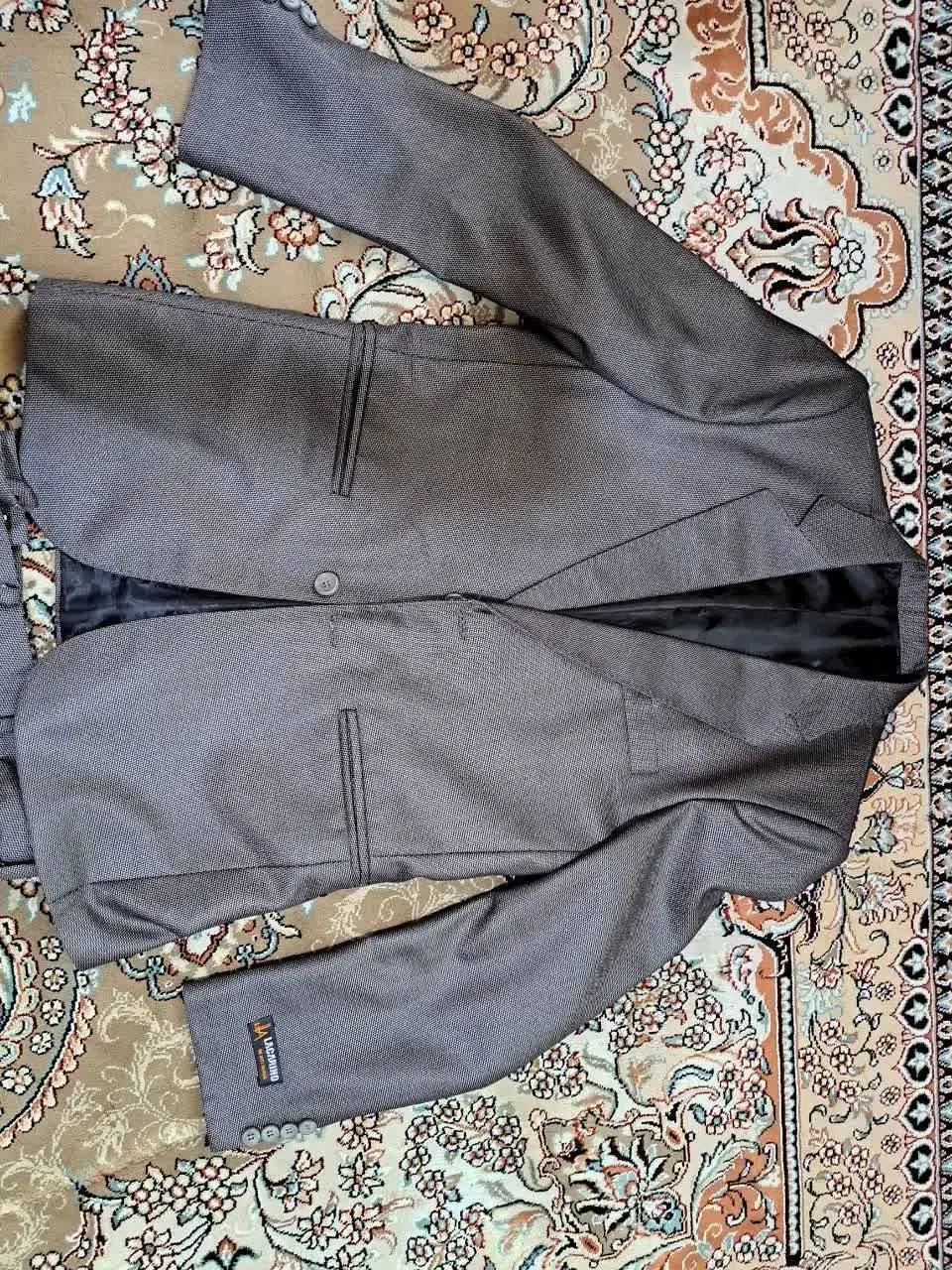 کت و شلوار مردانه|لباس|شیراز, فلکه گاز|دیوار