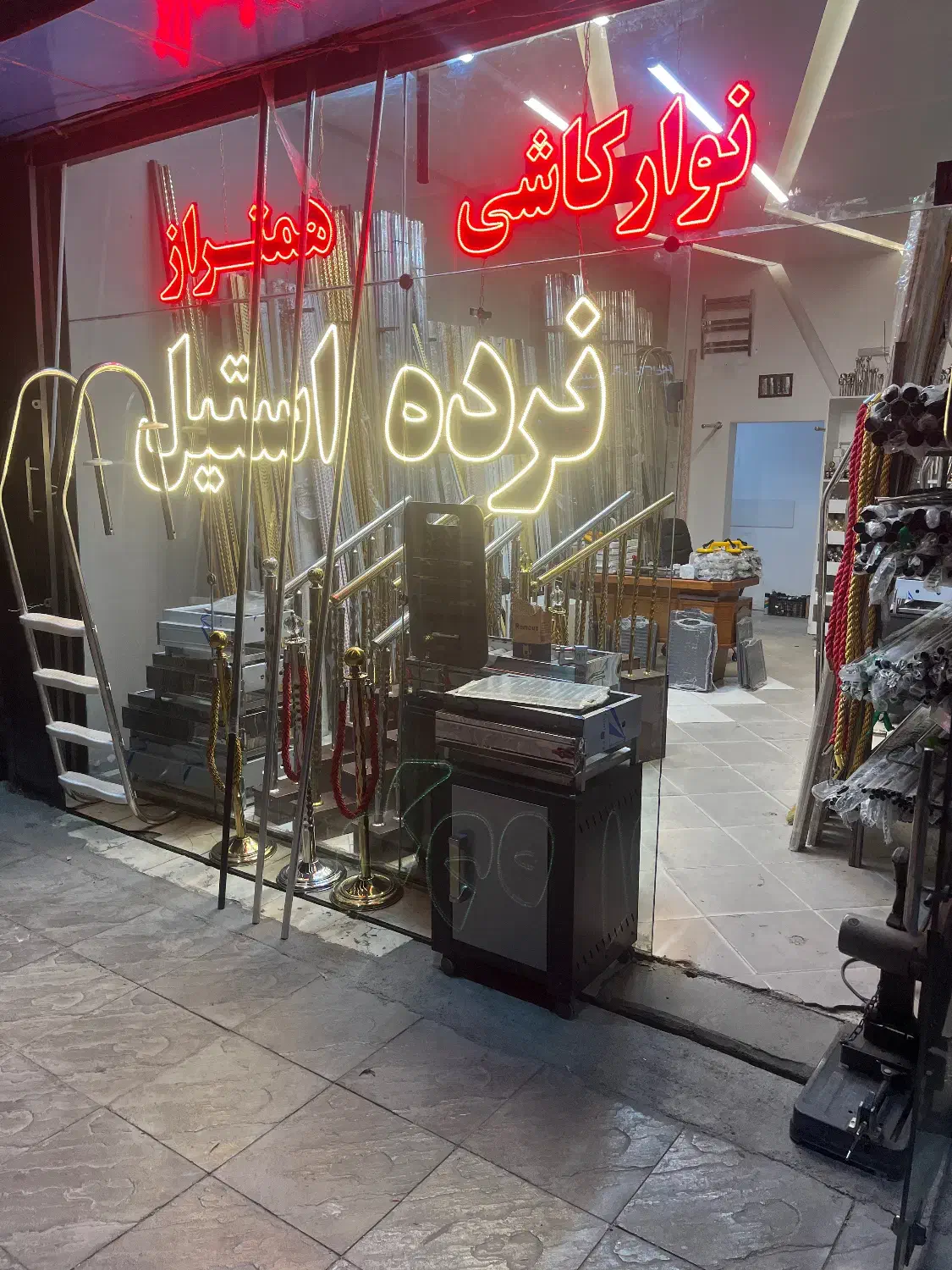 پخش انواع نرده و حفاظ استیل کد 201 و 304 نگیر|مصالح و تجهیزات ساختمان|مشهد, گوهرشاد|دیوار