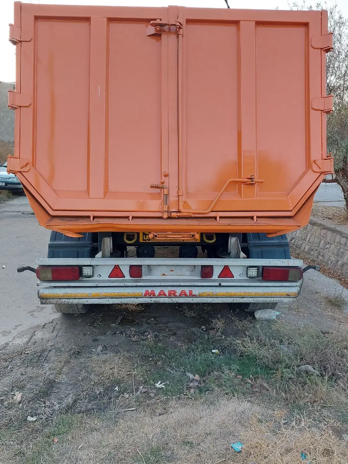 کمپرس|خودرو سنگین|بروجرد, |دیوار