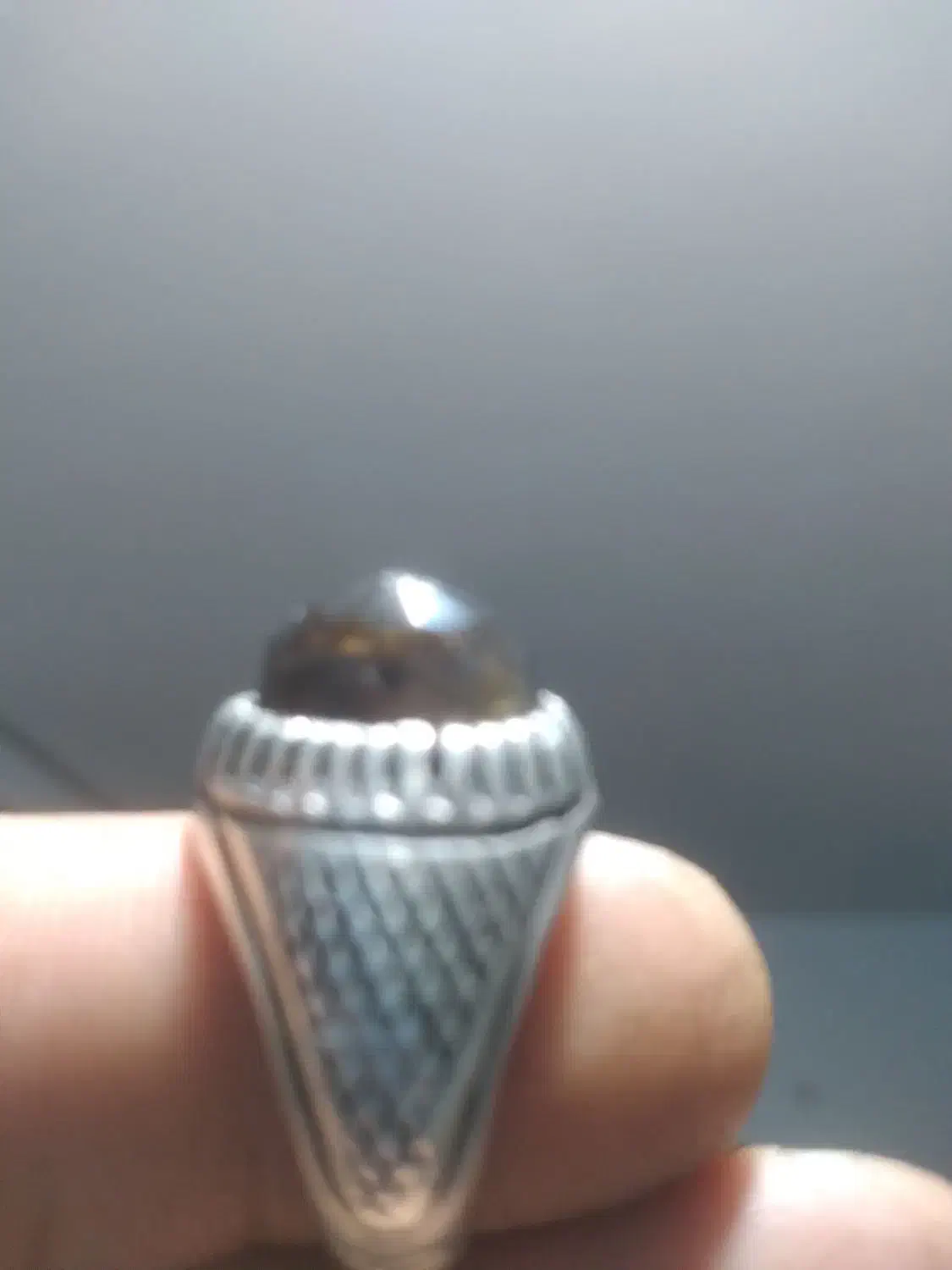 انگشتریاقوت|جواهرات|اصفهان, درب کوشک|دیوار