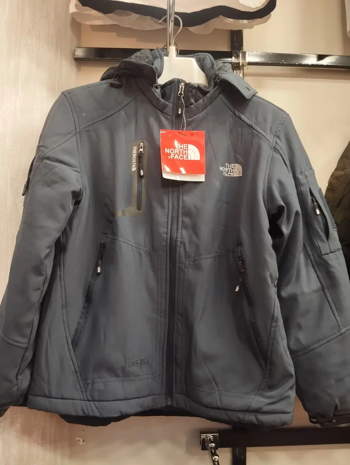 کاپشن های نورث فیس North Face پاییزه و زمستانه|لباس|قشم, |دیوار