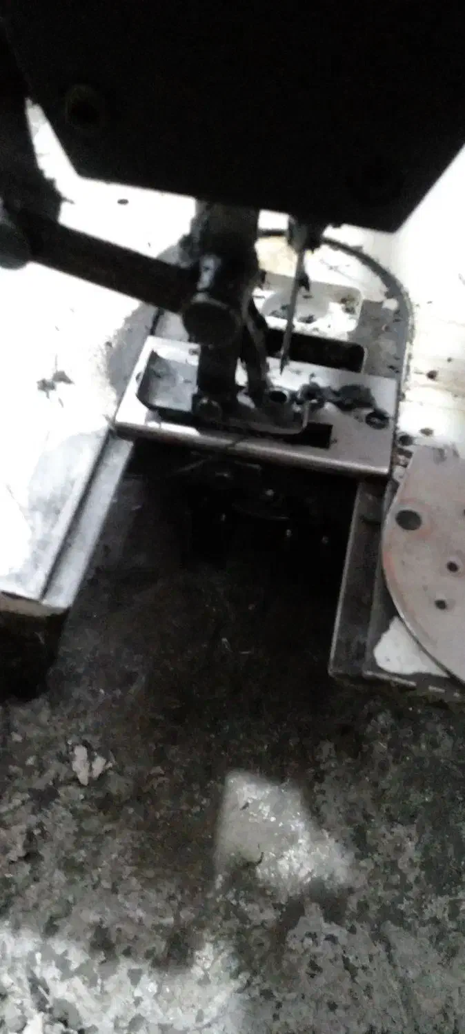 چرخ ضخیم دوز|چرخ خیاطی و ریسندگی|پاکدشت, خاتون آباد|دیوار