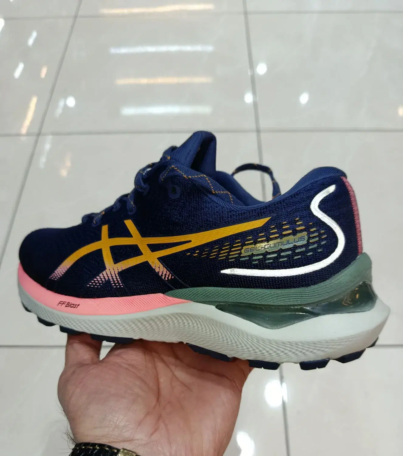 کتونی asics CUMULUS اورژینال 40|کیف، کفش، کمربند|تهران, تهرانسر مرکزی|دیوار