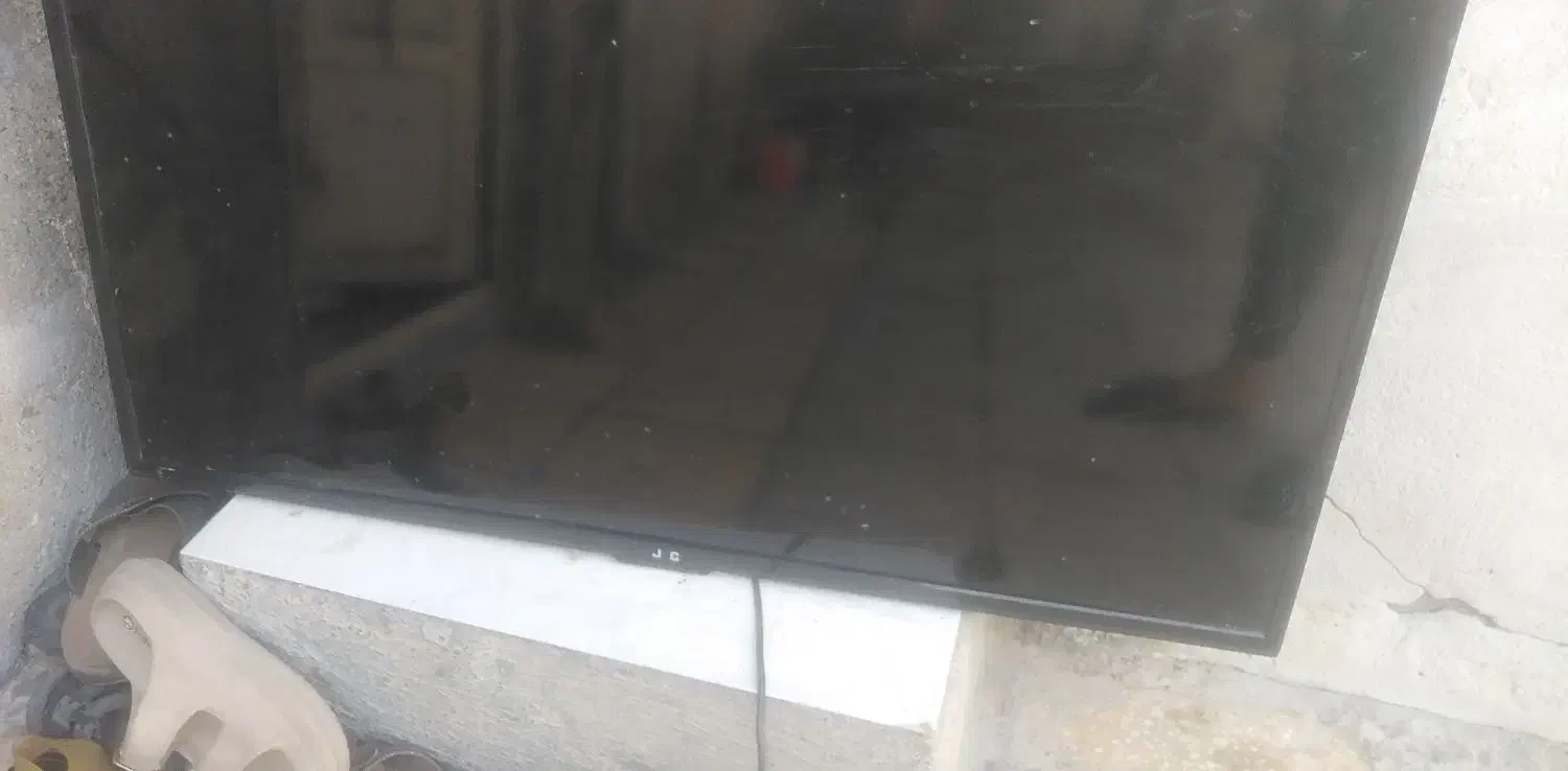 فروش تلویزیون جی وی سی ۴۲|تلویزیون و پروژکتور|آبادان, |دیوار