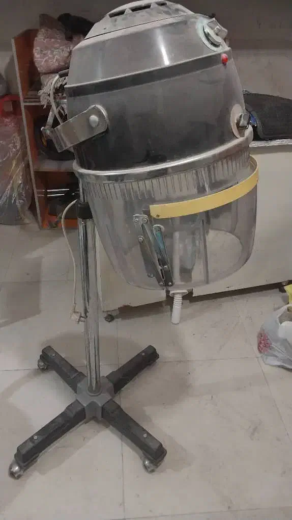 سشوار کلاهی وصندلی چرخدارو|آرایشی، بهداشتی، درمانی|سهند, |دیوار