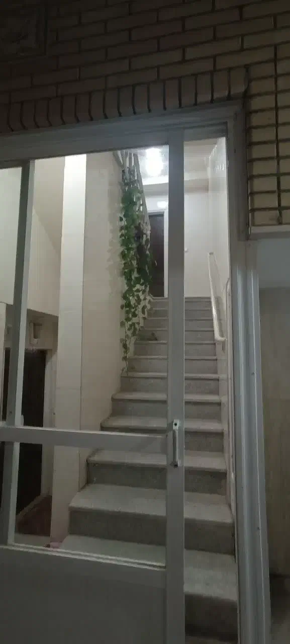 اجاره آپارتمان ۱۰۰ متری ۲ خوابه طبقه ۱ در مصلی|اجارهٔ آپارتمان|اصفهان, مصلی|دیوار