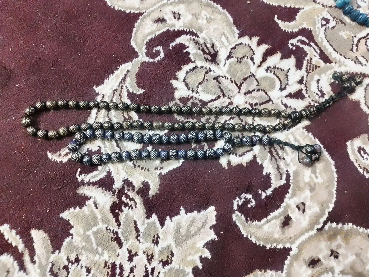 تسبیح|کلکسیون اشیاء عتیقه|چناران, |دیوار