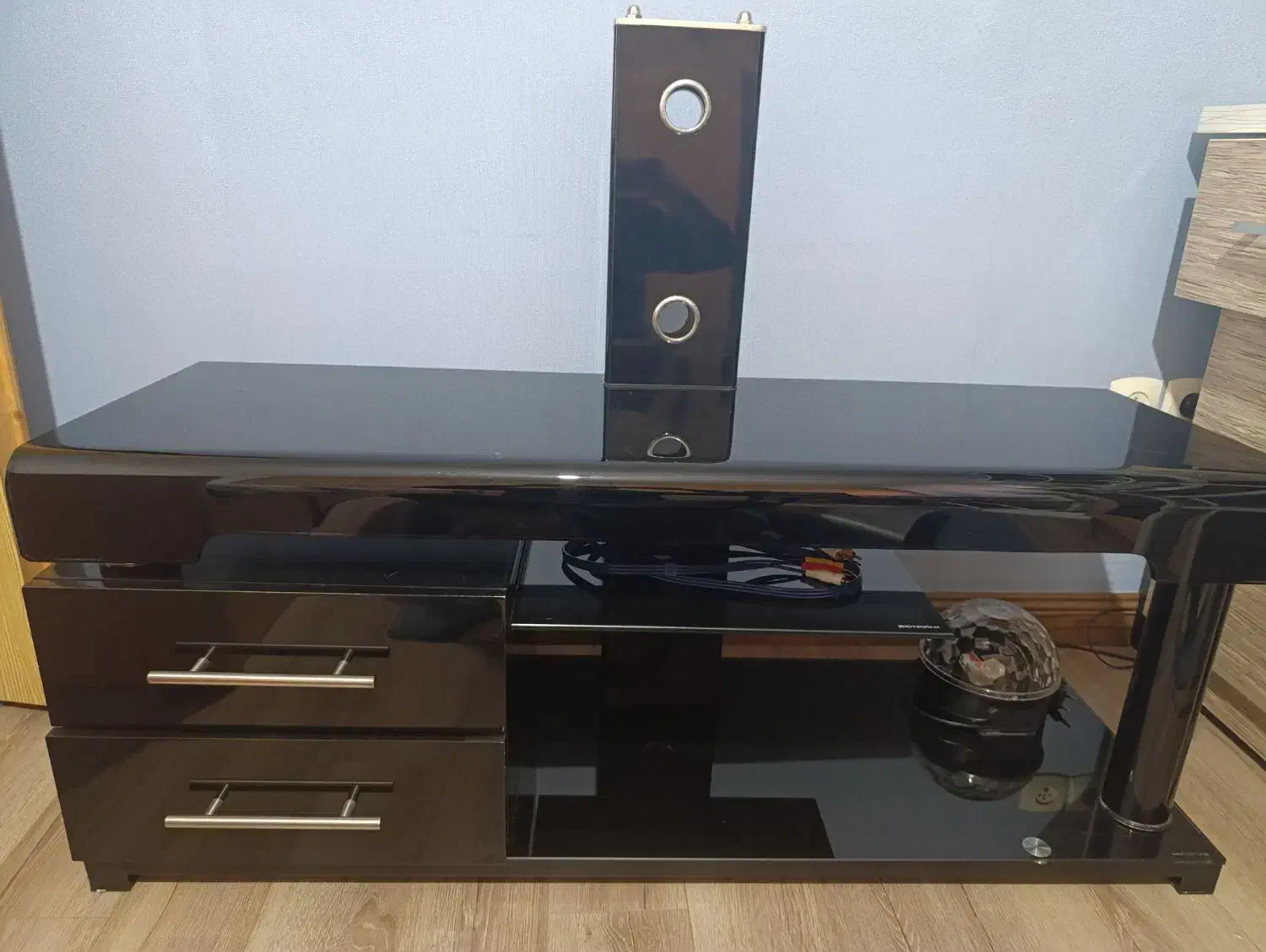 میز تلویزیون|میز تلویزیون|رشت, استادسرا|دیوار