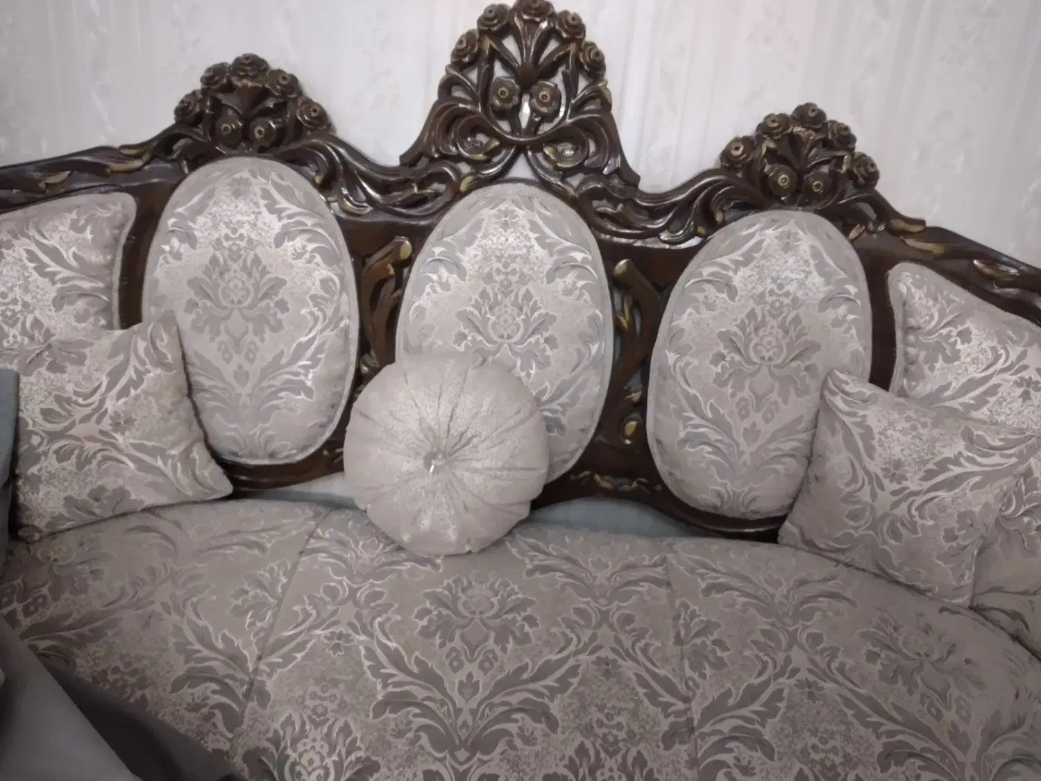 مبل سلطنتی ۹نفره با میز تلفن|مبلمان خانگی و میز عسلی|تهران, فرحزاد|دیوار