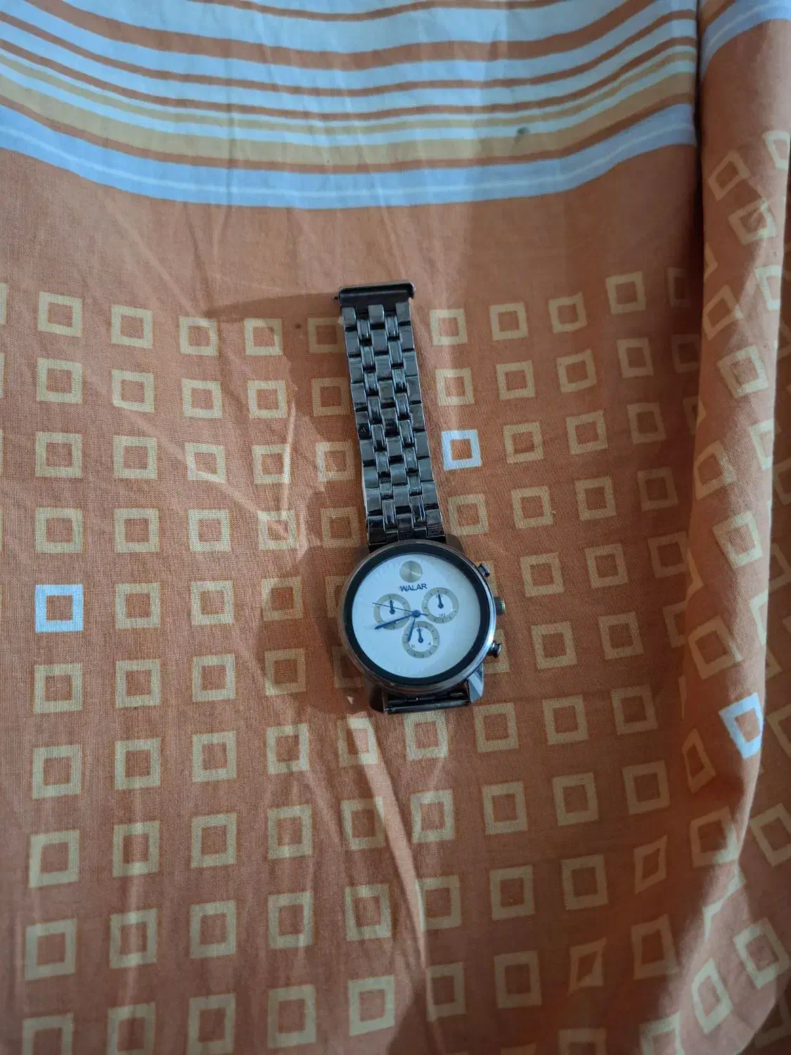 یک عدد ساعت|ساعت|گنبد کاووس, |دیوار