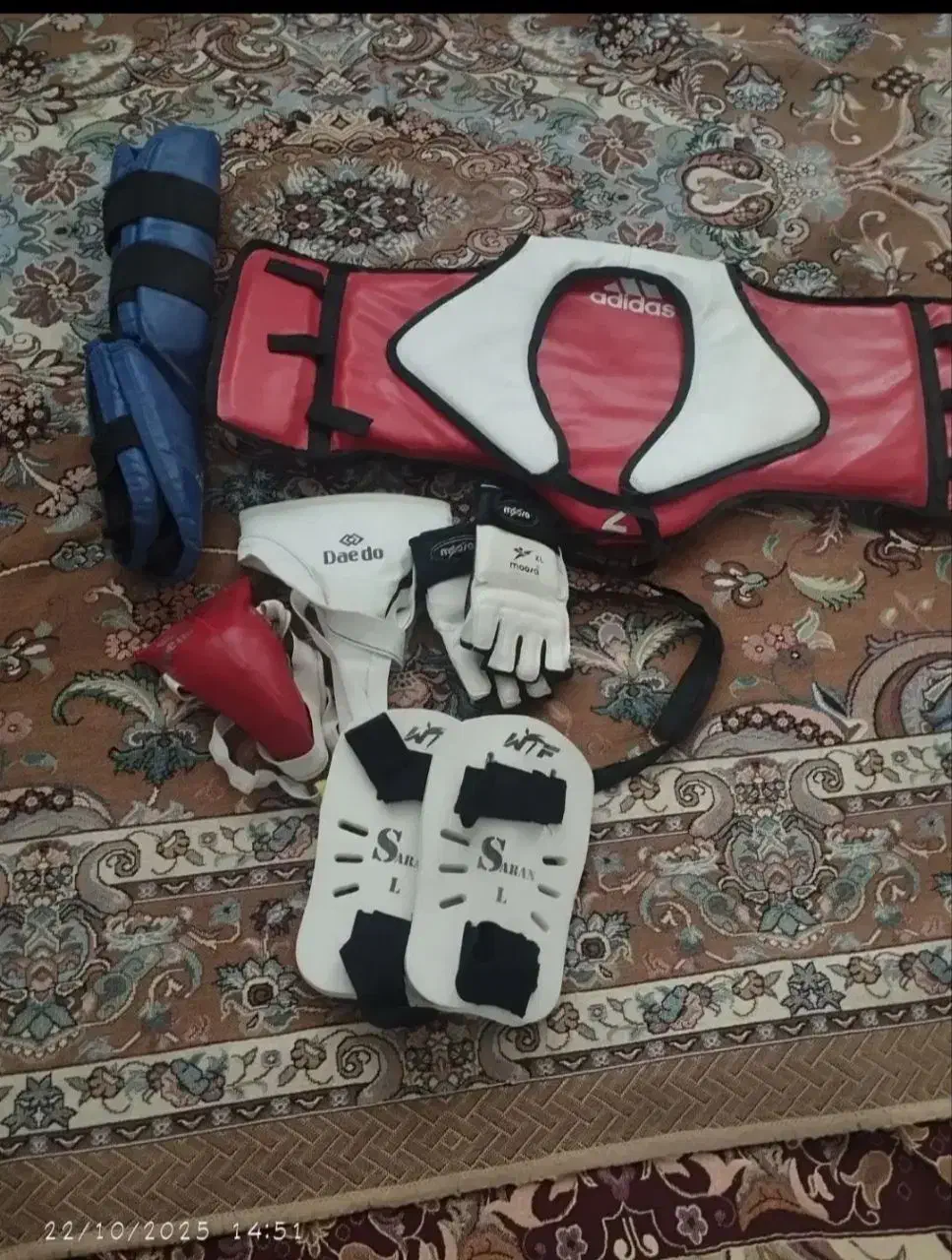 پشتی|مبلمان خانگی و میز عسلی|نیشابور, سرآب کوشک|دیوار