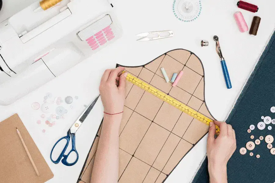 کشیدن الگوی لباس شما|لوازم خیاطی و بافتنی|اهواز, کمپلو شمالی|دیوار