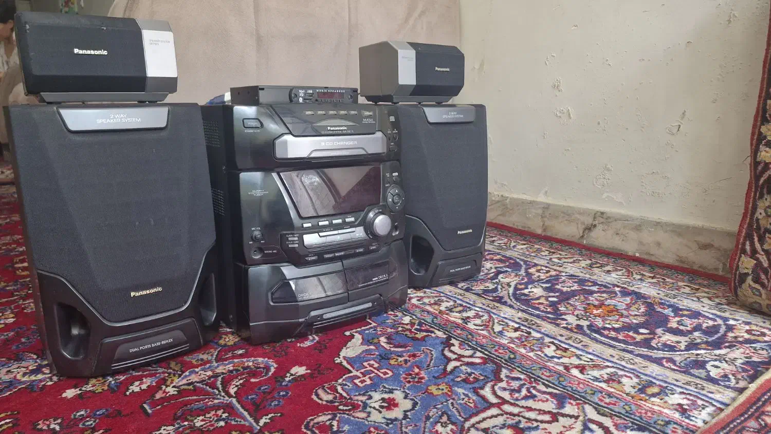 ضبط استریو پاناسونیک بلوتوثی سالم و تمیز|سیستم صوتی خانگی|همدان, |دیوار