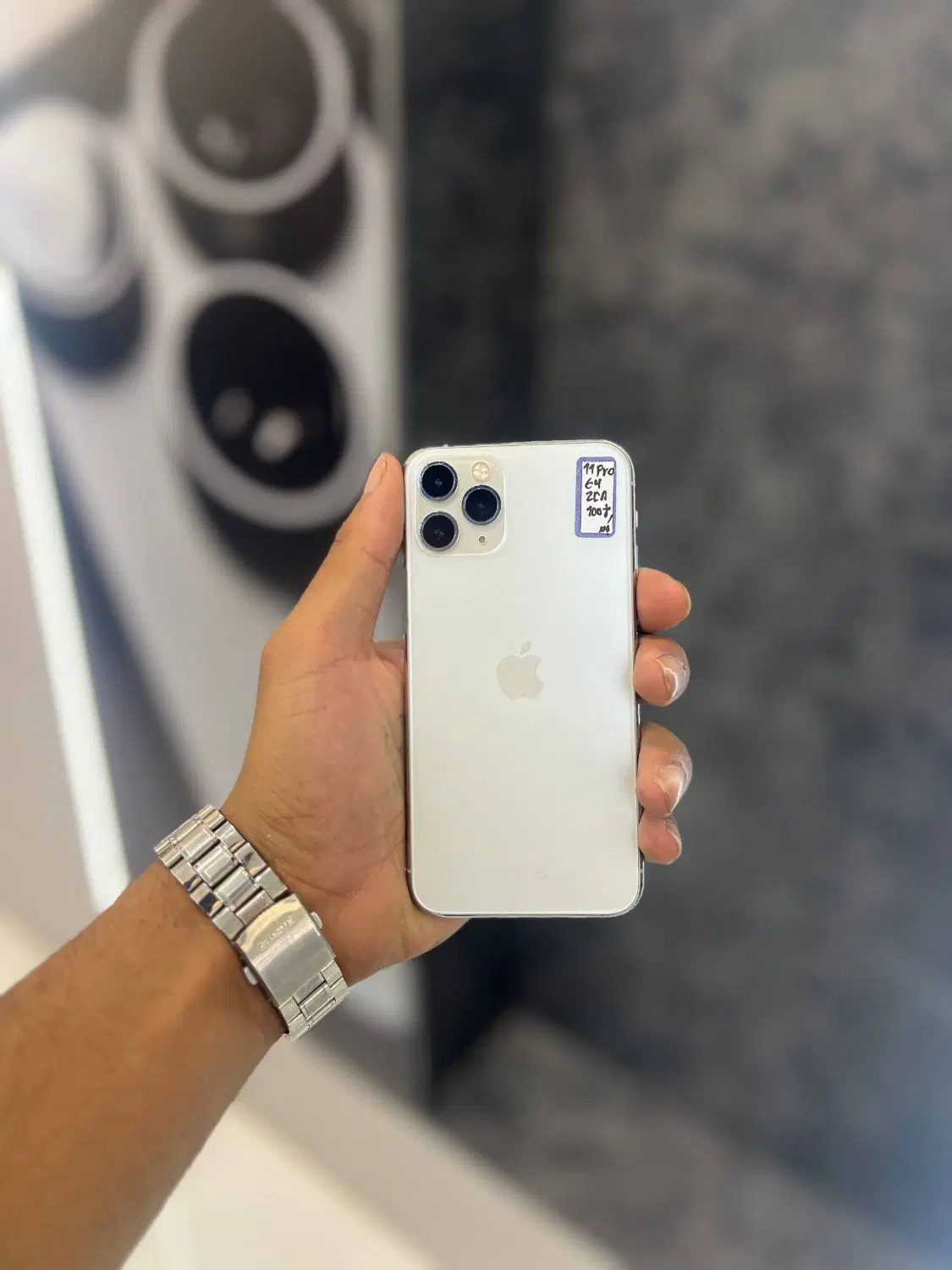 iPhone ۱۱ pro در حد نو|موبایل|اصفهان, گلزار|دیوار