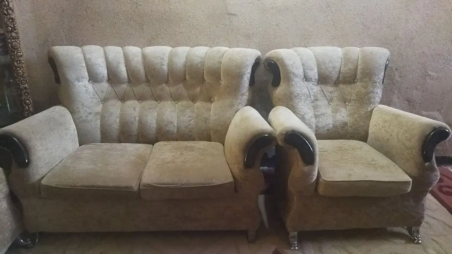 موبل وساعت ایستاده  تمیز و سالم 4500|مبلمان خانگی و میز عسلی|بندرعباس, |دیوار