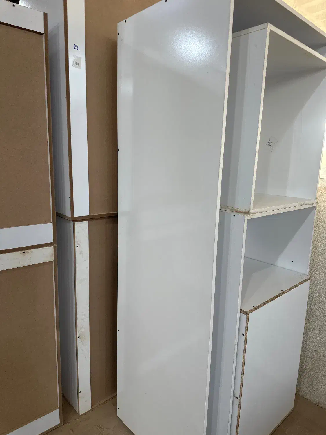 مونتاژکار ماهر و نیمه ماهر کابینت|استخدام صنعتی، فنی، مهندسی|تهران, اتحاد|دیوار