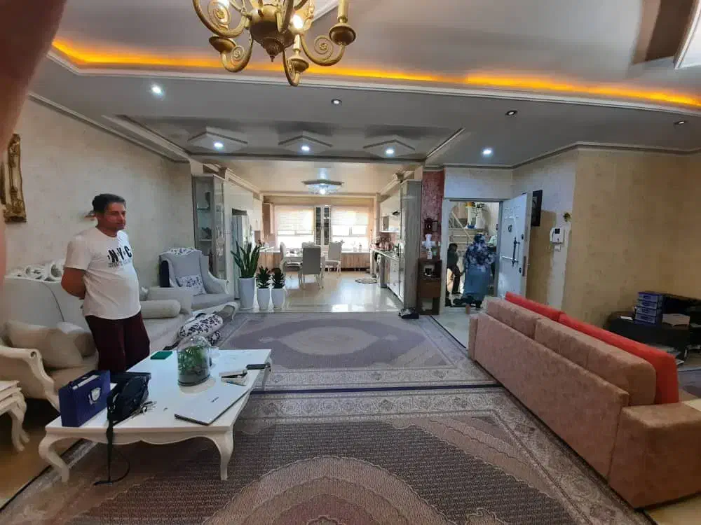 اجاره ۱۳۰ متری/شخصی ساز/تک واحدی/شهرک راه آهن