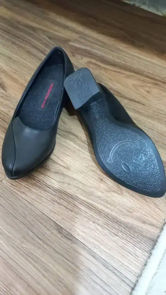 کفش طبی|کیف، کفش، کمربند|رشت, حمیدیان|دیوار