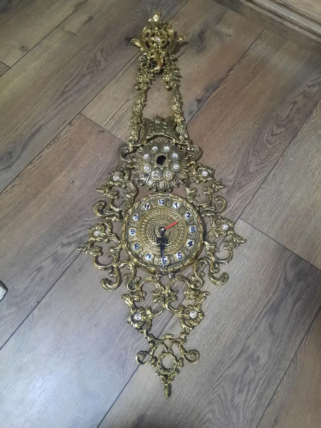 ساعت دیواری برنزی تبریز.|ساعت دیواری و تزئینی|مشگین شهر, |دیوار