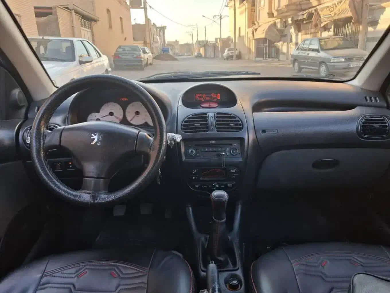 206  تیپ ۵ تیوفایو|خودرو سواری و وانت|کاشان, باغچه فیض|دیوار