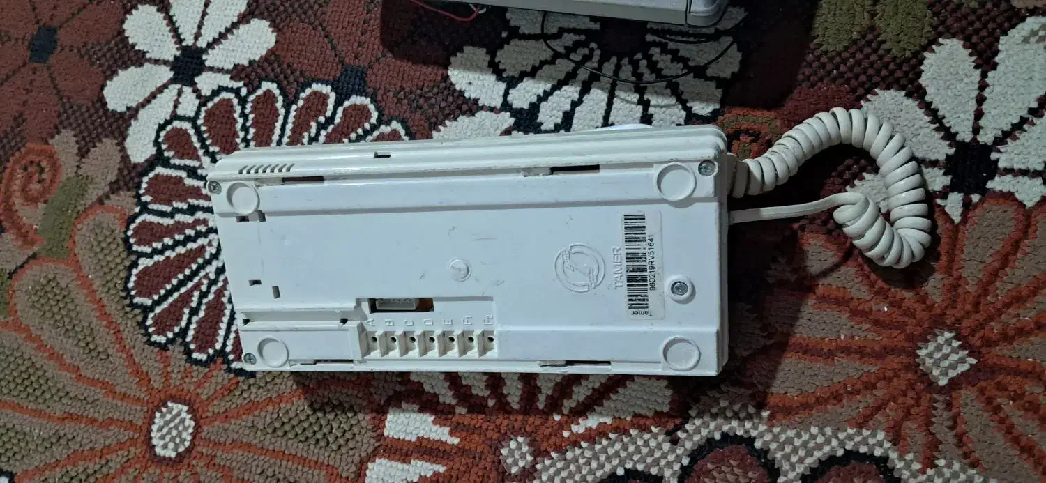 اف اف|صوتی و تصویری|قم, قلعه کامکار|دیوار