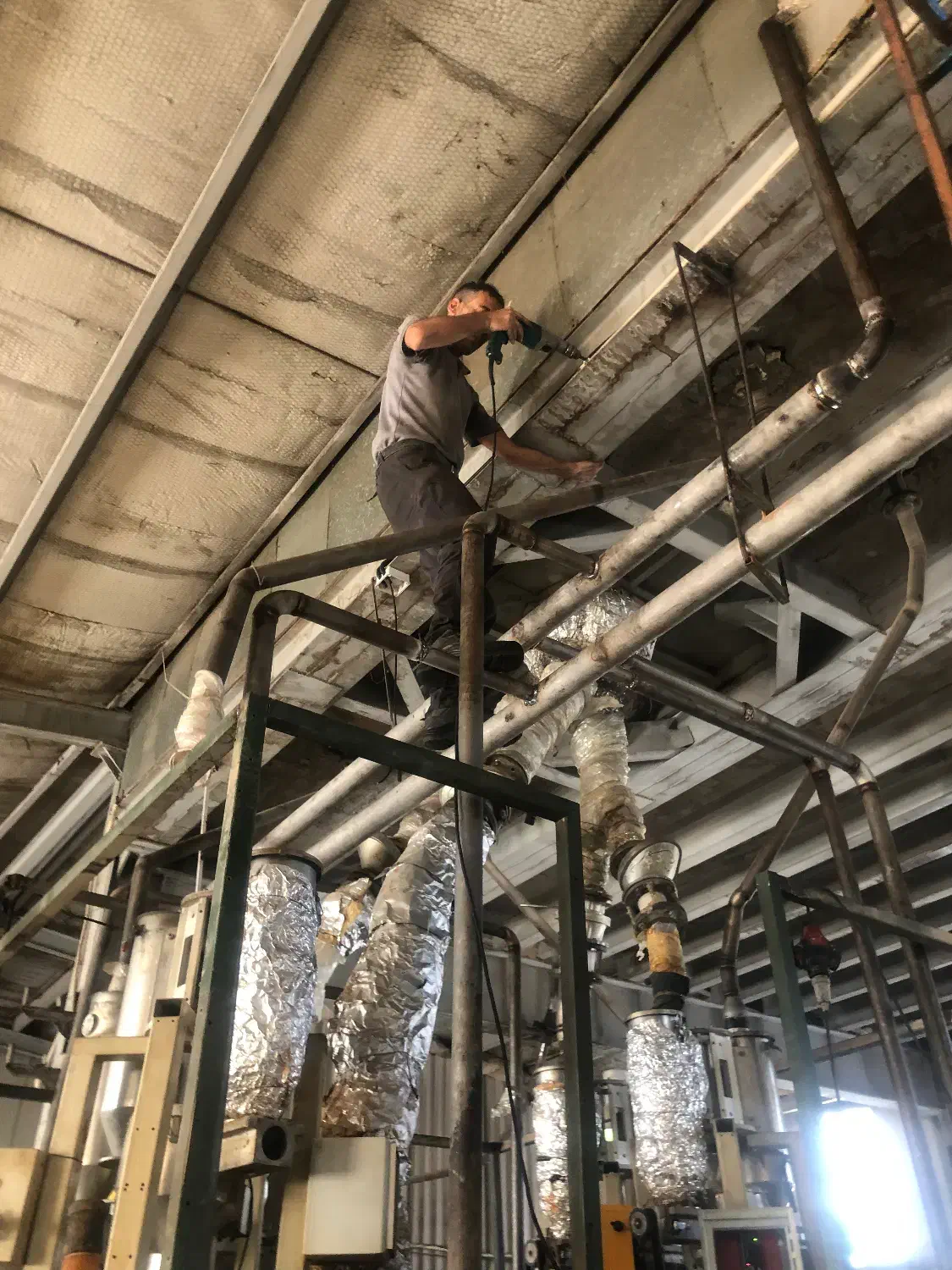 خدمات برقی|خدمات پیشه و مهارت|قم, قلعه یزدیها|دیوار